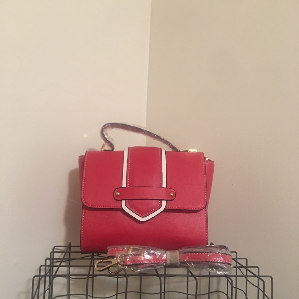 🎀Mini Women’s Handbag w/ Satchel🎀